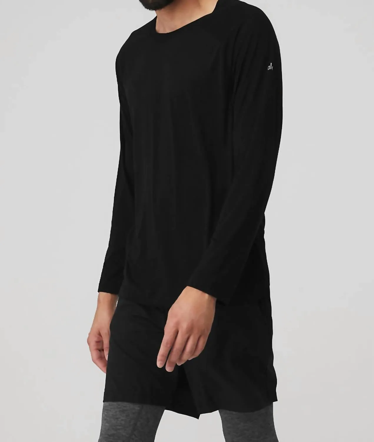 Alo Yoga - Triumph Long Sleeve Tee