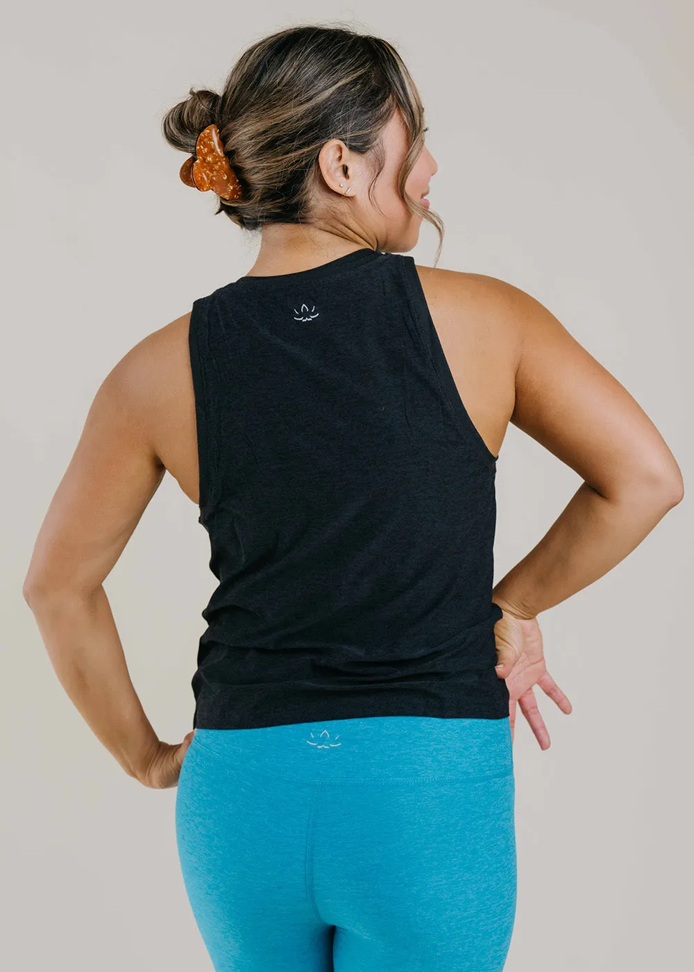 Beyond Yoga Featherweight ReBalance Tank - Darkest Night