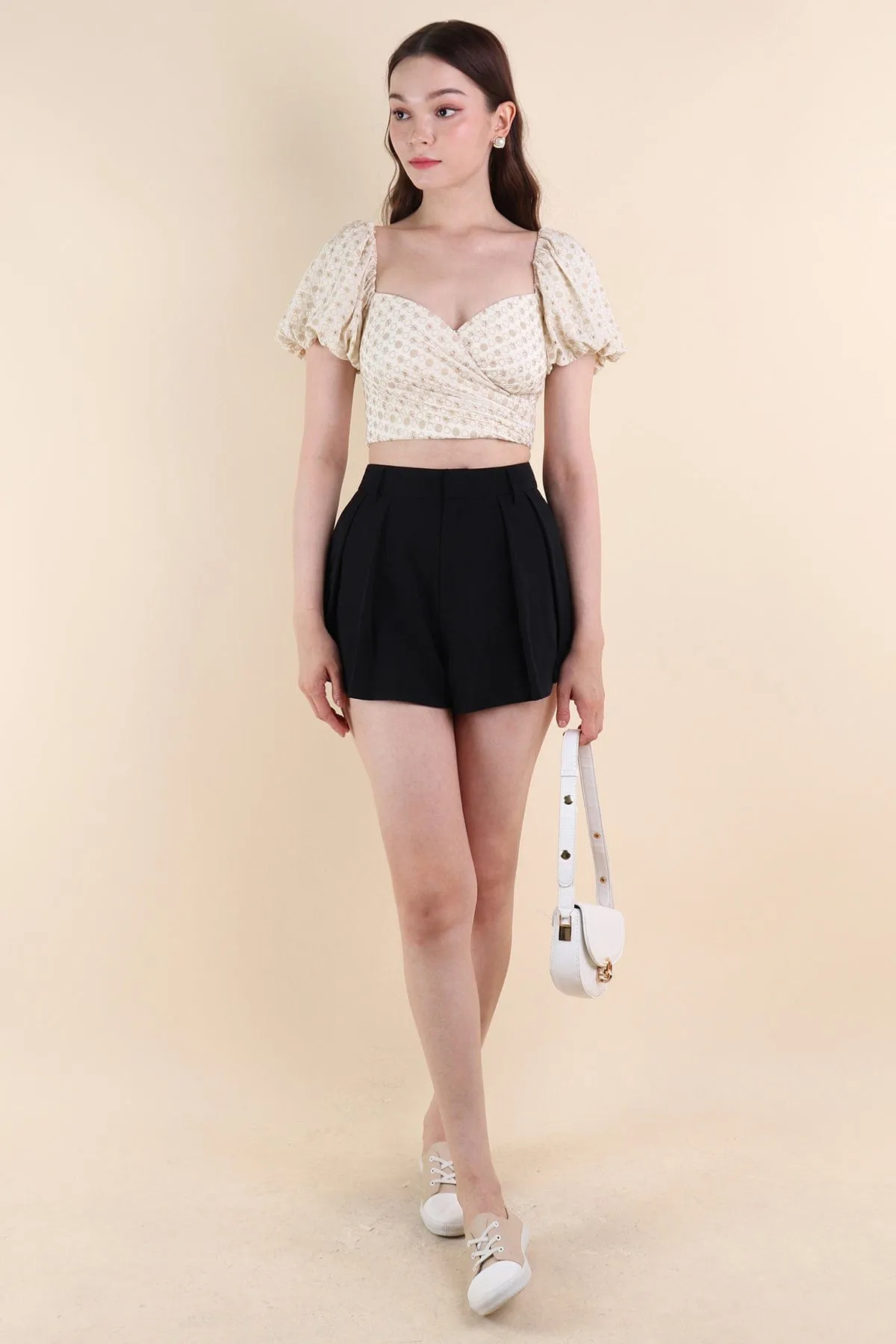 ELIA EYELET PUFF SLEEVE TOP IN OAT