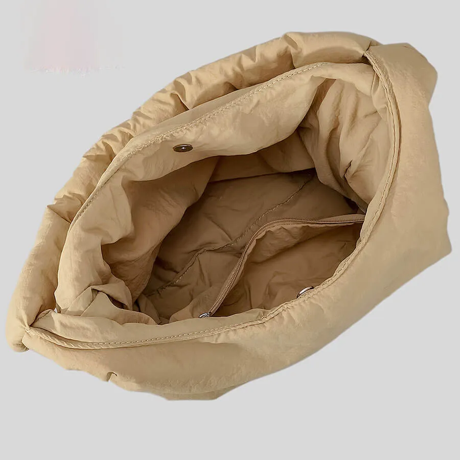 Large Capacity Outdoor Fitness Shoulder Puffer Bag-Showtown