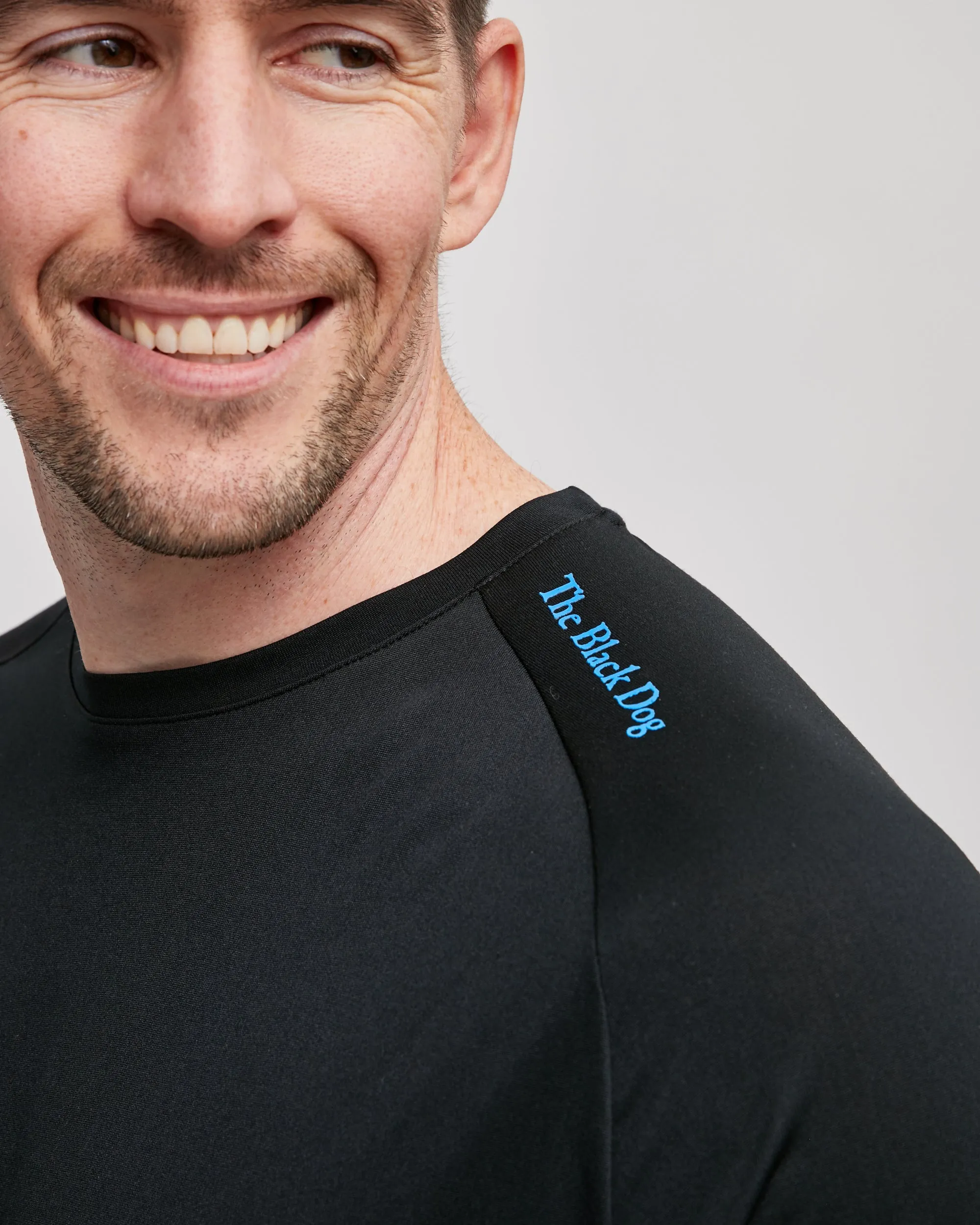 Mens Pier Longsleeve Tech Tee