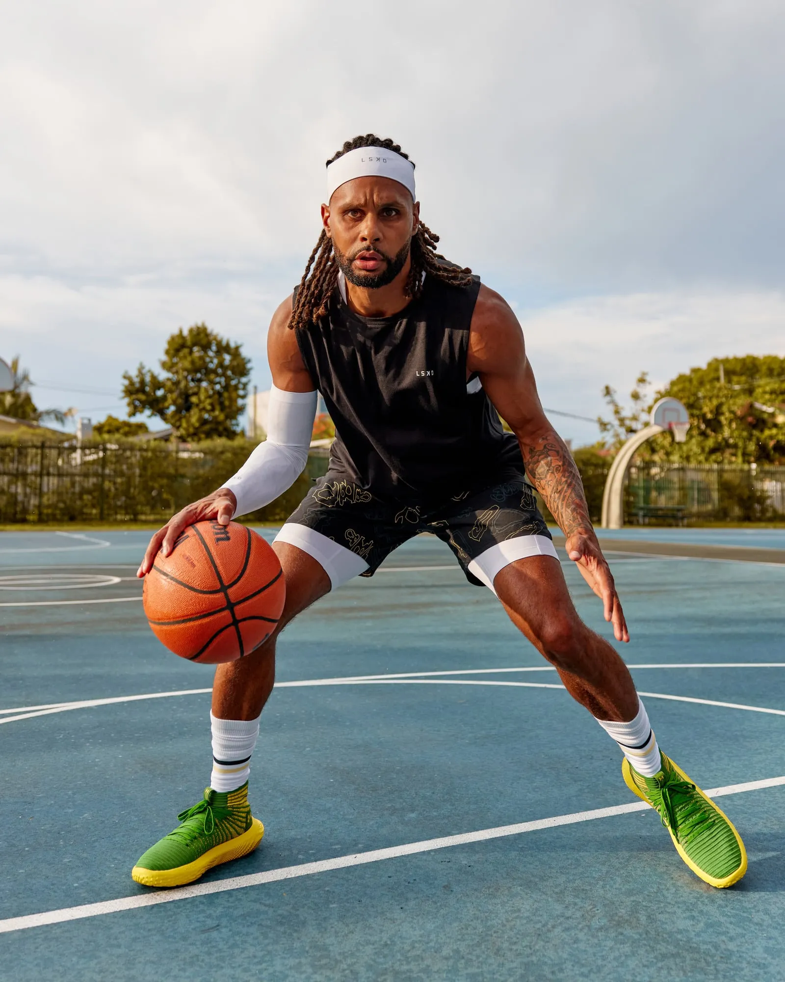 Patty Mills Challenger 6" Performance Shorts - Black-Vital Green
