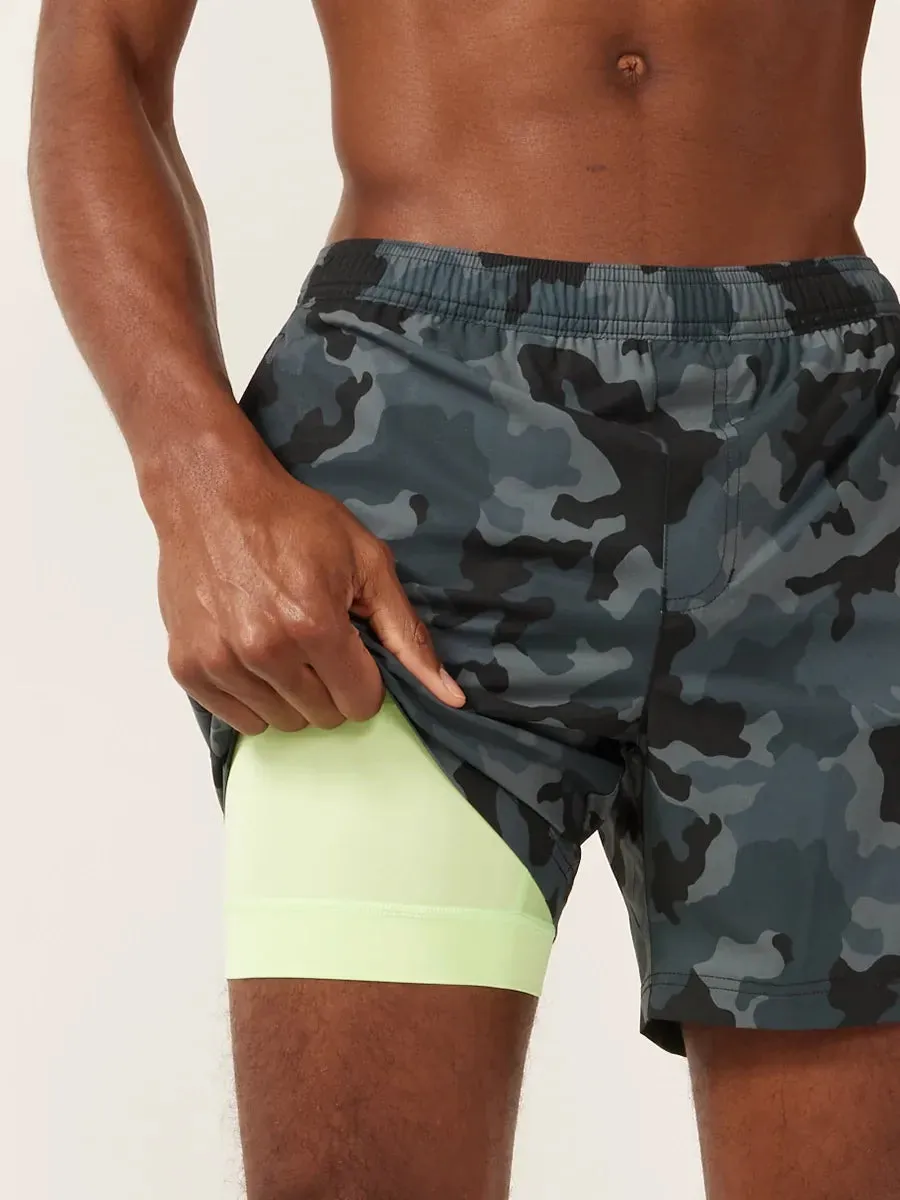 The Camo Glows 5.5" (Sport Short)